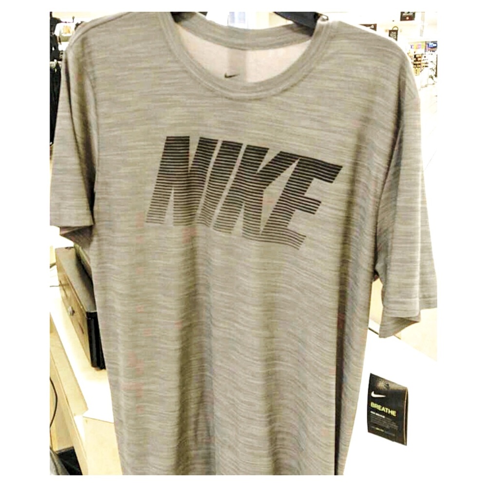 Nike (Men’s)  graphic dri fit tee nwt!